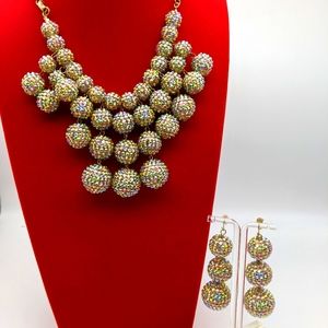 Stony Necklace and Earrings Set.